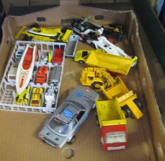 BOX OF DIECAST TOY VEHICLES Image