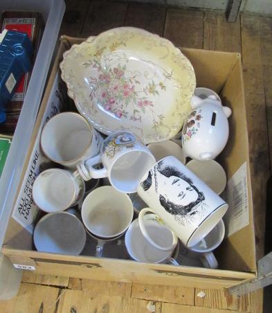 BOX OF COMMEMORATIVE MUGS ETC Image