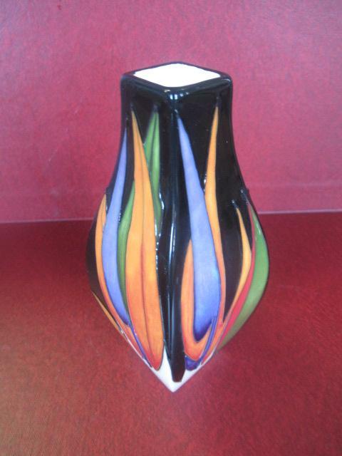 MOORCROFT POTTERY PARADISE FOUND PATTERN VASE Image