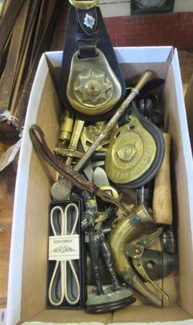 BOX OF COLLECTABLES Image