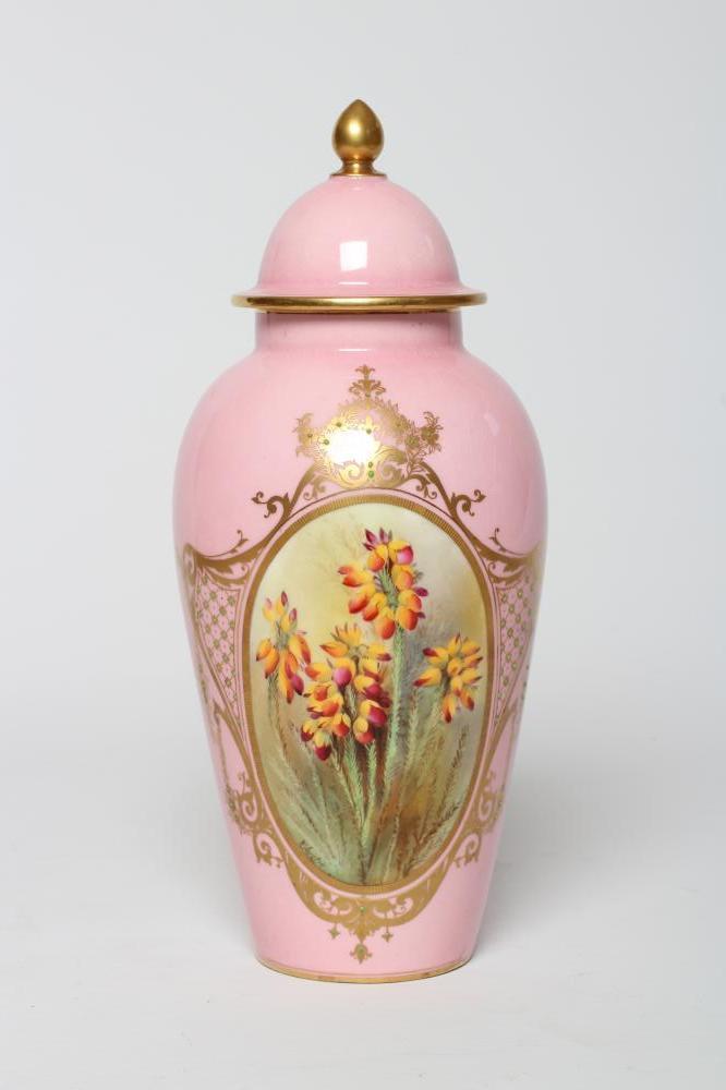 ROYAL WORCESTER VASE AND COVER PAINTED BY R AUSTIN Image