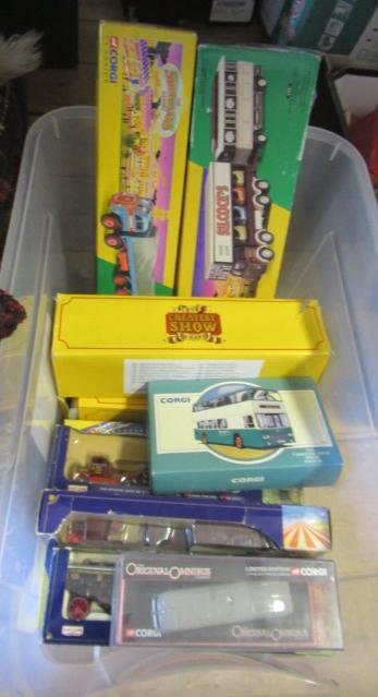 BOXED CORGI AND LLEDO DIECAST VEHICLES Image
