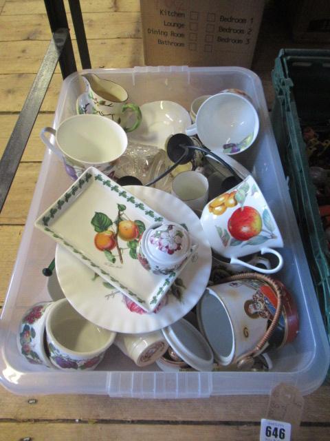 BOX OF CERAMICS INCLUDING ROYAL MEMORABILIA Image