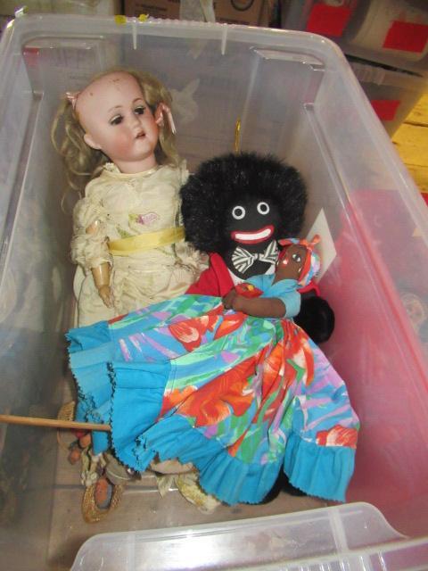 BOX OF DOLLS Image
