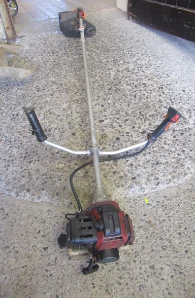 PETROL STRIMMER Image