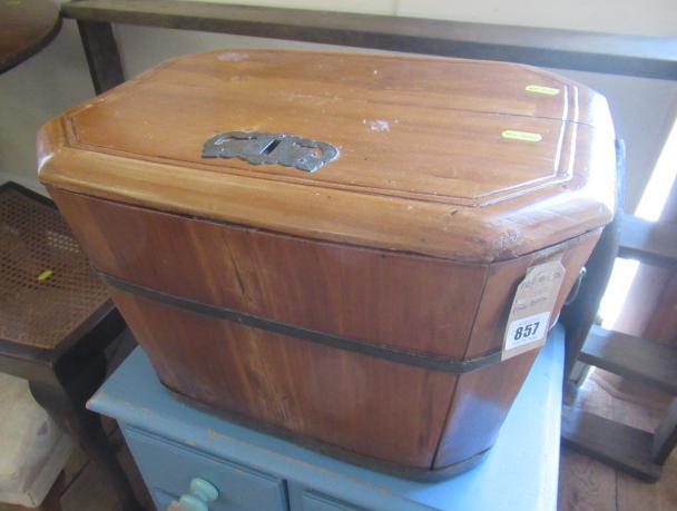 CHINESE PINE BOX Image