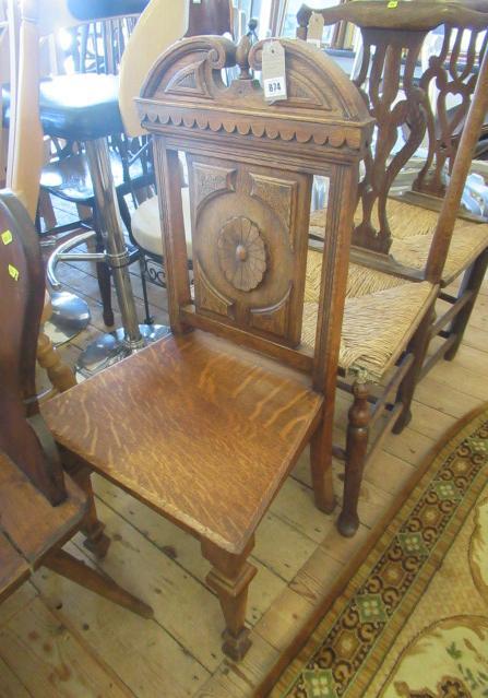 VICTORIAN CARVED OAK HALL CHAIR Image
