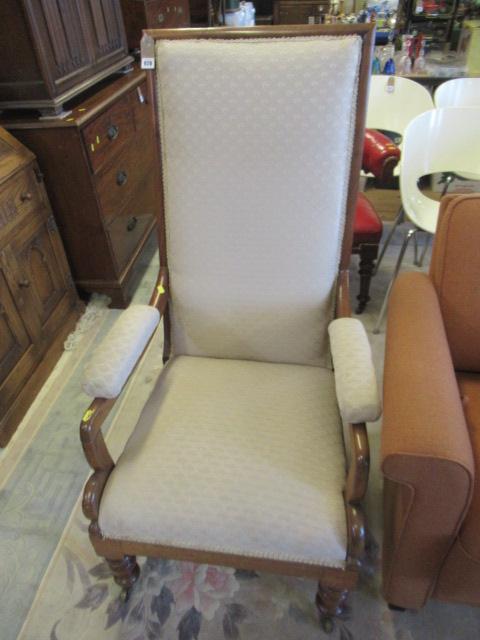 LARGE STRAIGHT BACK UPHOLSTERED CHAIR Image