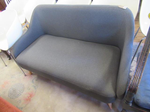 MODERN TWO SEATER SETTEE Image