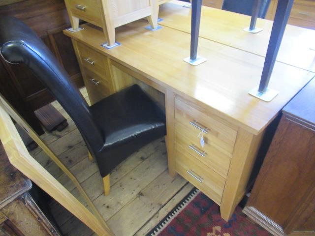 SIX DRAWER LIGHT OAK DESK AND CHAIR Image