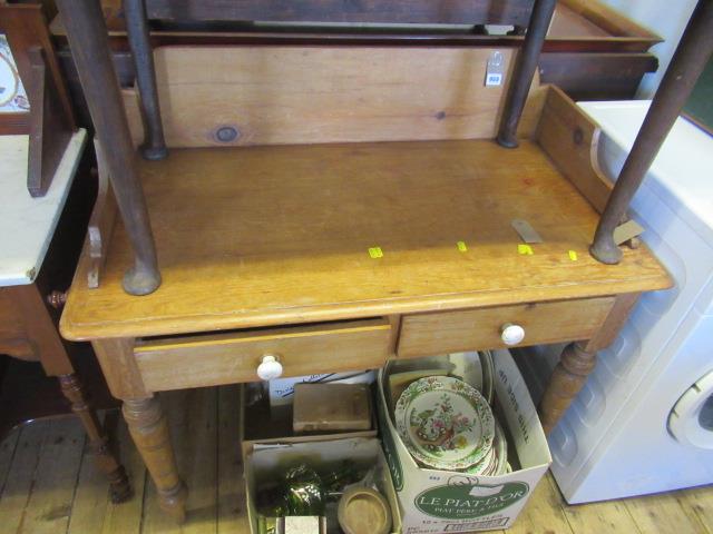 PINE WASH STAND Image