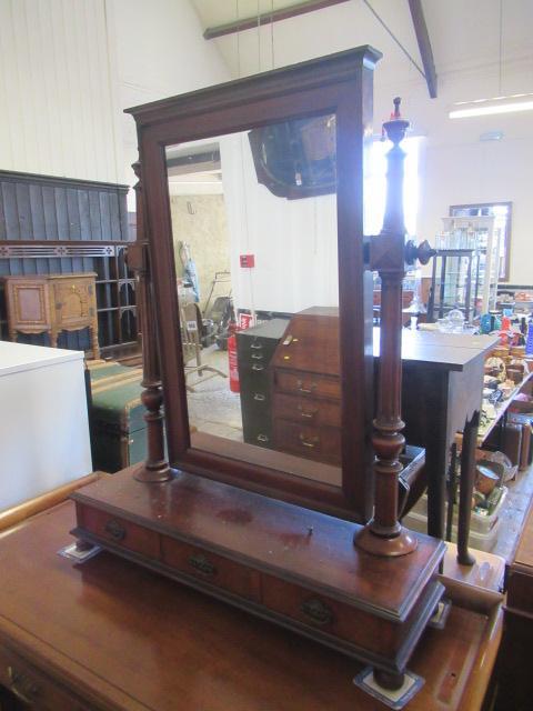 LARGE DRESSING MIRROR Image