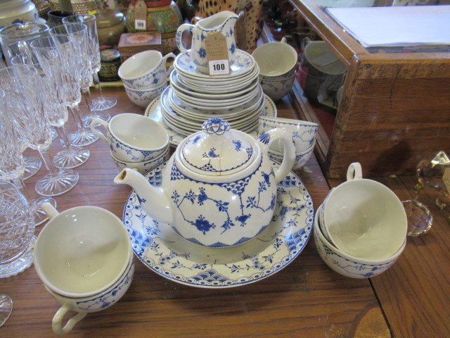 QUANTITY OF MASONS DENMARK CERAMICS Image