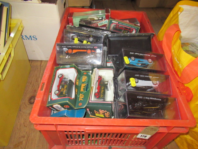 BOX OF MODEL CARS INCLUDING CORGI Image