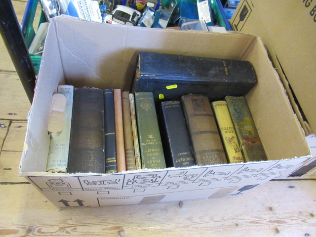 BOX OF VINTAGE BOOKS Image