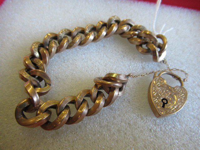 EDWARDIAN 9CT GOLD CURB LINK BRACLET total weight 36.4g Image