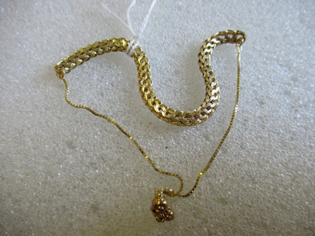 9CT GOLD BRACELET Image