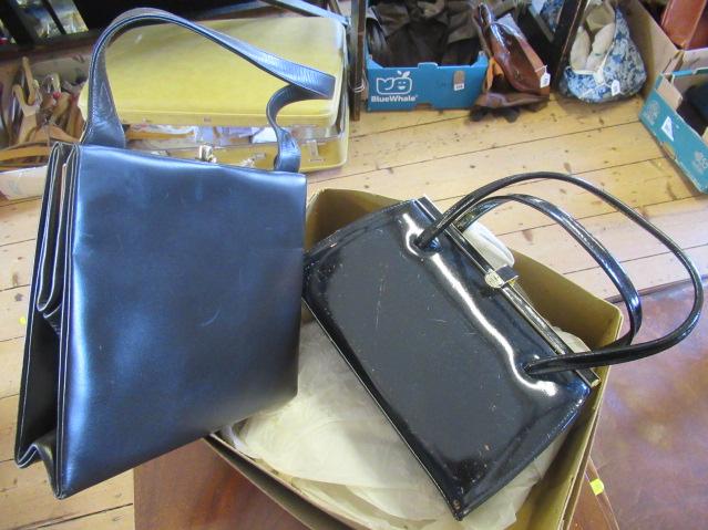 ACKERY AND WALDYBAG HANDBAGS Image