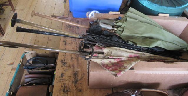 BOX OF VINTAGE UMBRELLAS Image