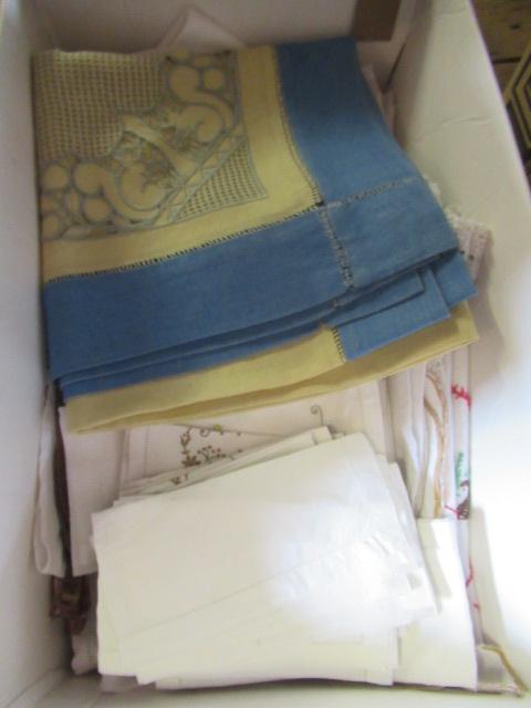 BOX OF LINEN Image