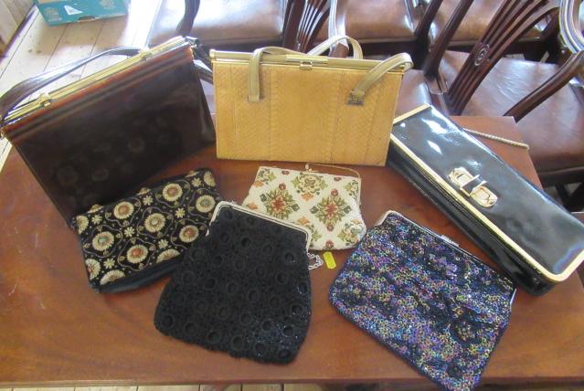 VINTAGE ACKERY HANDBAG AND EVENING BAGS ETC Image