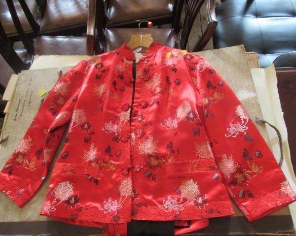 CHINESE SILK TWO PIECE SUIT Image
