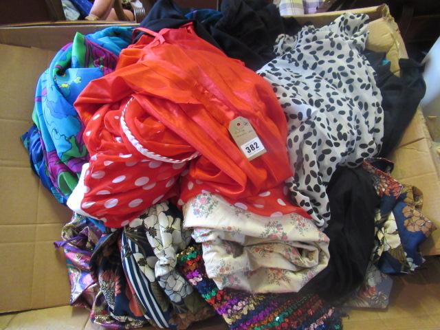 VINTAGE DRESSES ETC Image