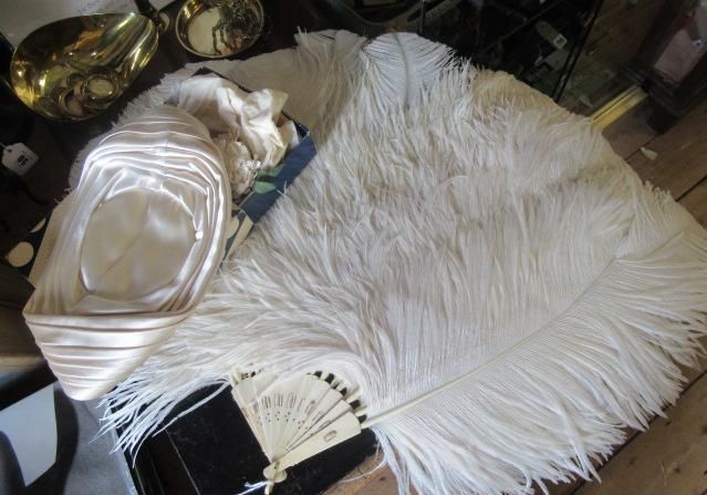 OSTRICH FEATHER FAN LEATHER HAT AND BAND Image