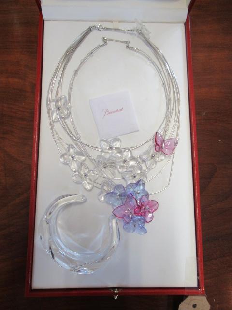 CASED BACCARAT NECKLACE AND BANGLE Image