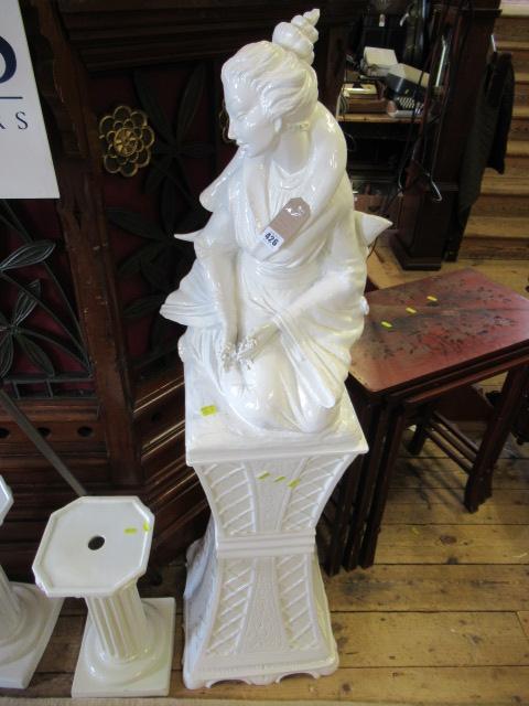 LARGE CERAMIC ORIENTAL STYLE LADY ON PLINTH Image