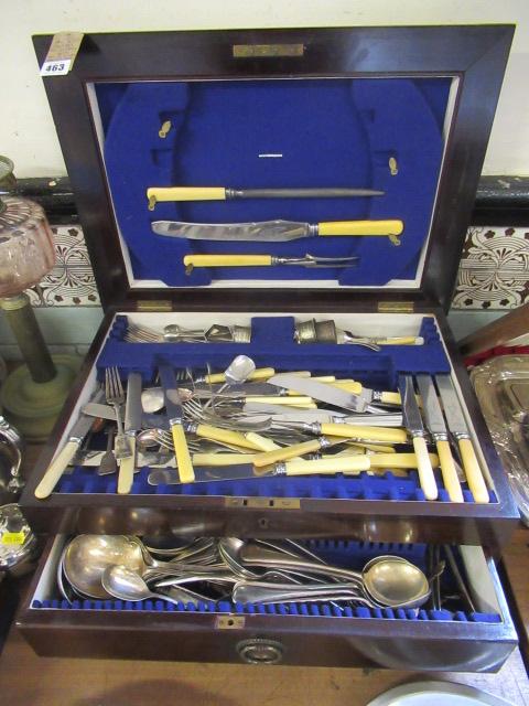 CANTEEN OF CUTLERY AND TWO SILVER NAPKIN RINGS ETC Image