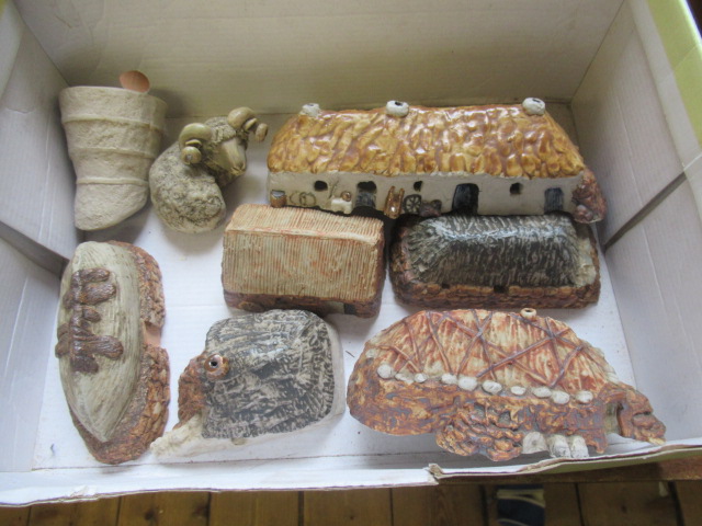BOX OF POTTERY HIGHLAND COTTAGES Image