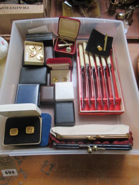 BOX OF GENTS JEWELLERY ETC Image