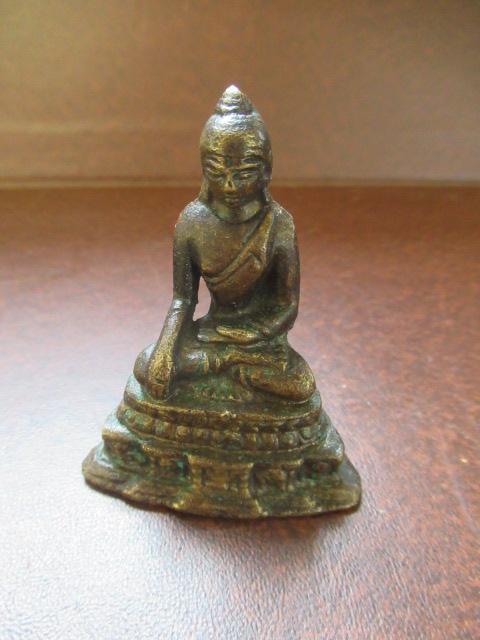 SMALL BRONZE BUDDHA Image