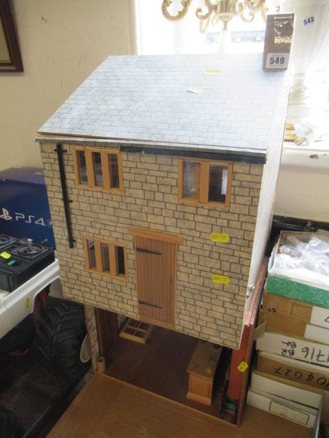 DOLLS HOUSE Image