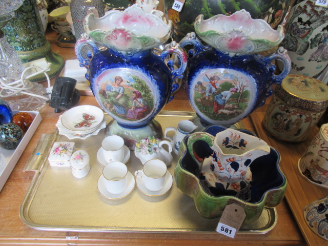 TRAY OF VINTAGE AND OTHER CERAMICS Image