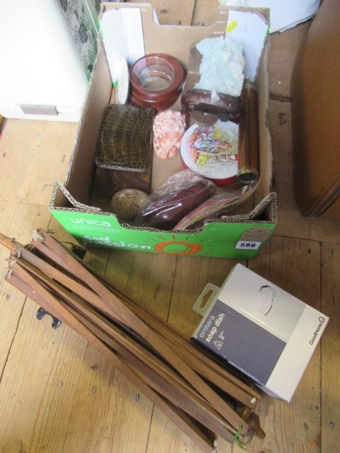 BOX OF MISCELLANEOUS ITEMS Image