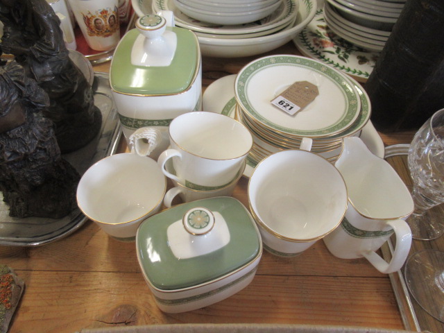 QUANTITY OF ROYAL DOULTON RONDELAY PATTERN TEAWARE Image