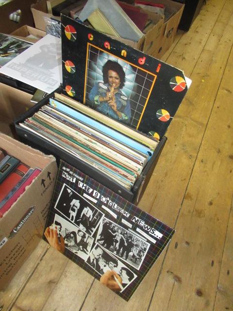 CASE OF LP RECORDS INCLUDING THE BEATLES STEVIE WONDER AND ARETHA FRANKLIN Image