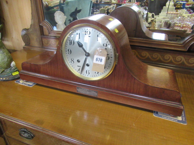MANTLE CLOCK Image