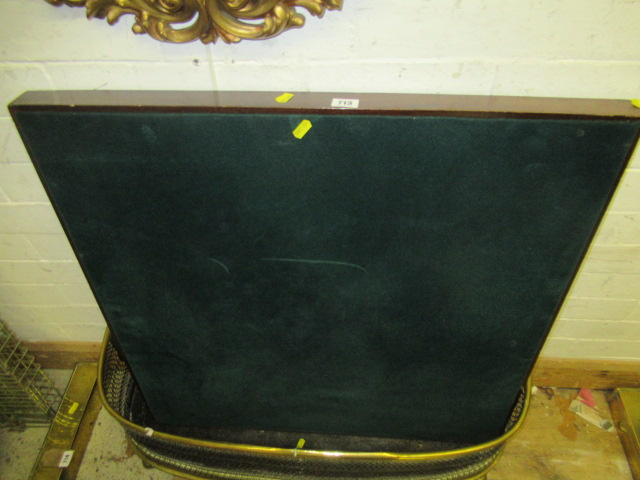 FOLDING CARD TABLE Image