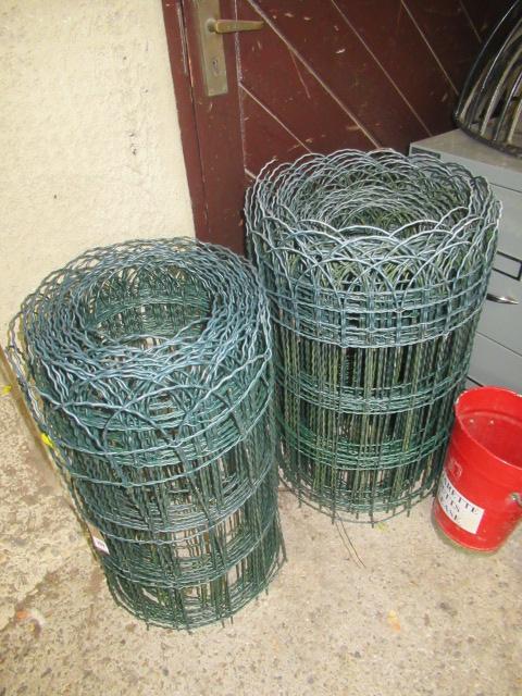 TWO ROLLS OF GREEN GARDEN WIRE FENCING Image