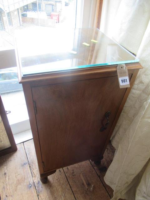 SIDE CABINET Image