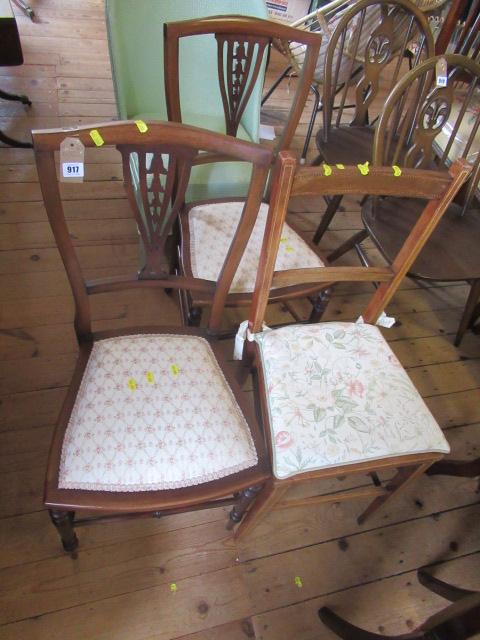 THREE CHAIRS Image