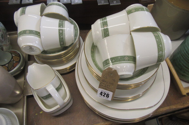 QUANTITY OF ROYAL DOULTON RONDELAY PATTERN DINNER WARE Image