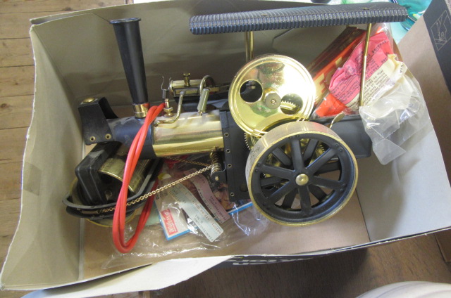 MODEL STEAM ENGINE Image