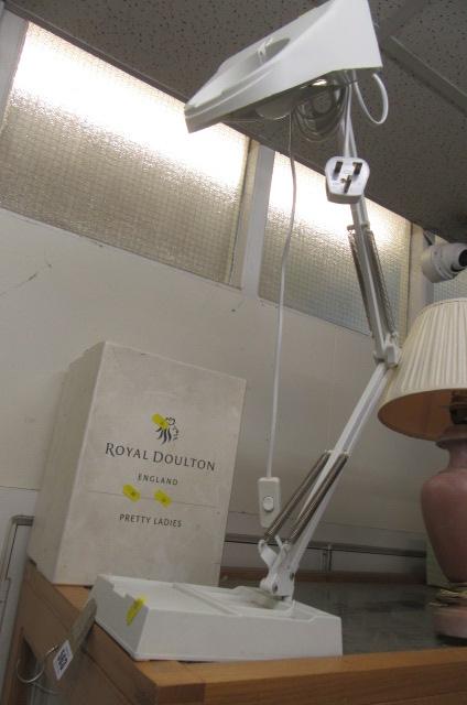 ANGLE POISE MAGNIFIER LAMP Image