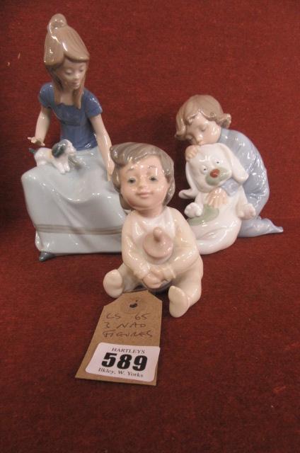 THREE NAO FIGURES Image