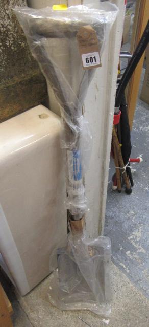 STAINLESS STEEL SPADE Image