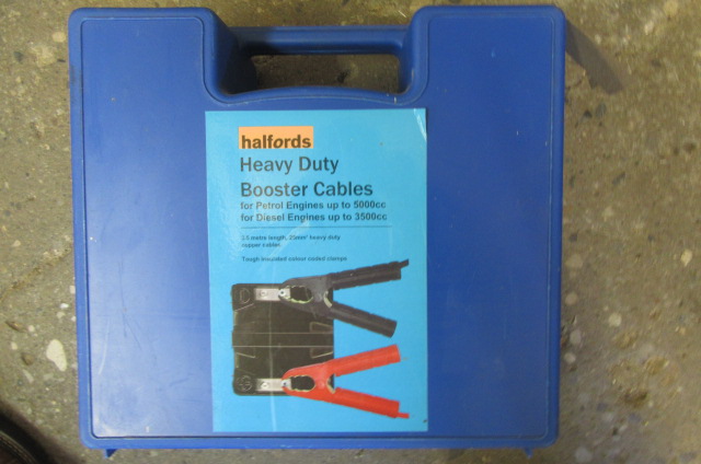 CASED PAIR OF HEAVY DUTY JUMP LEADS  Image